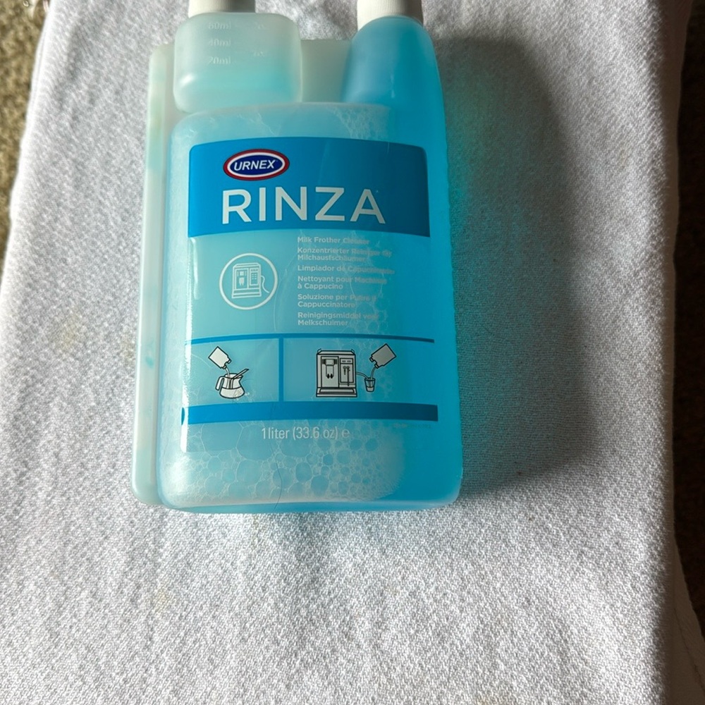 Rinza Blue Cleaning Solution - Picture 4 of 5